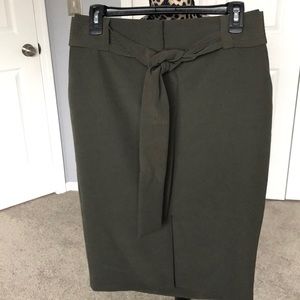 Khaki green pencil skirt with belt & pockets